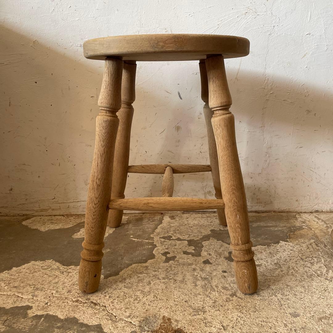 ビンテージ　スツール　サイドテーブル ベッドサイドテーブル　　剥離