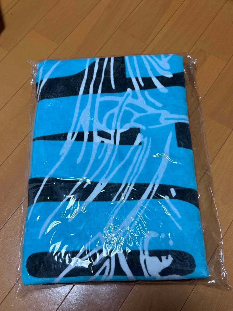 YOASOBI ビーチタオル(青)