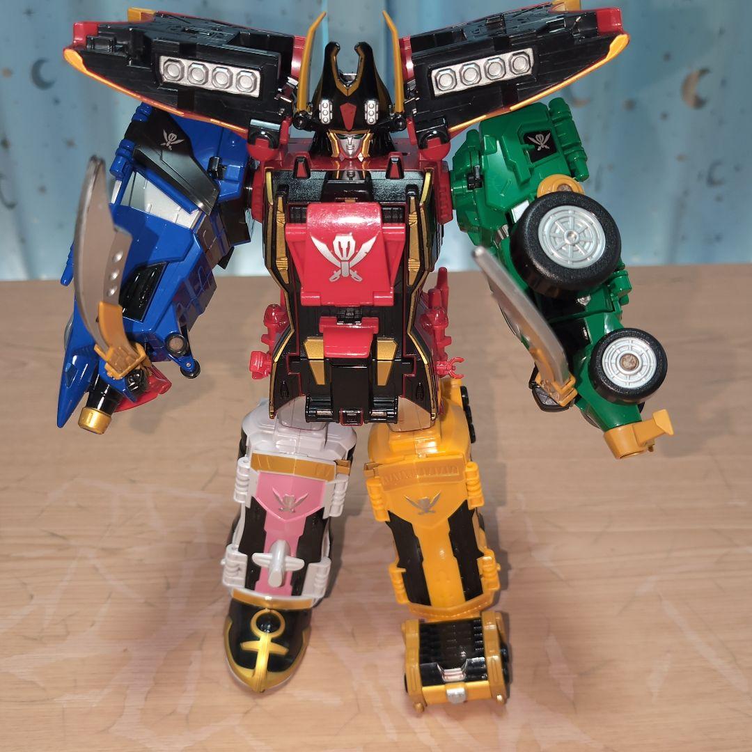 海賊戦隊ゴーカイオー＆豪獣神