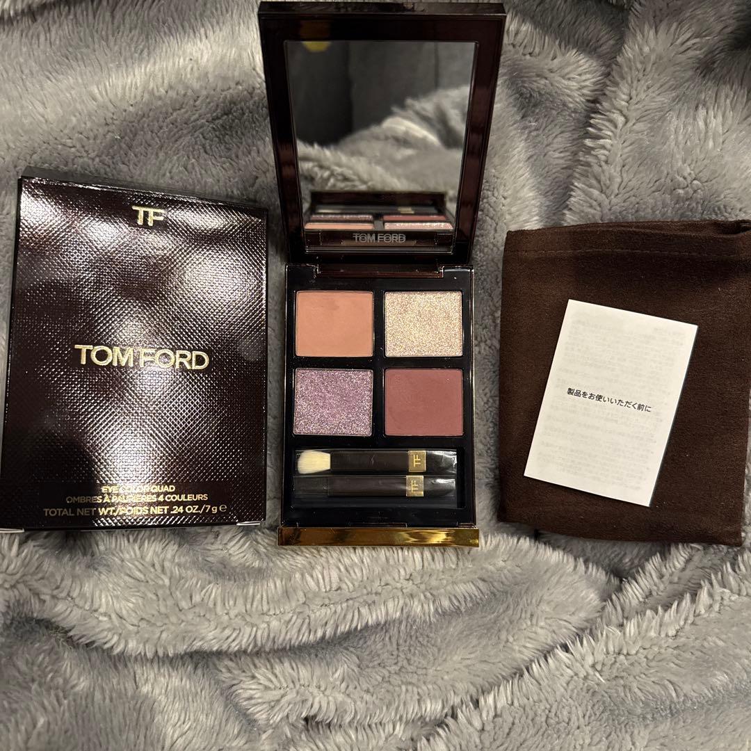 トムフォード　アイカラークォード　メタリックモーブ　01s