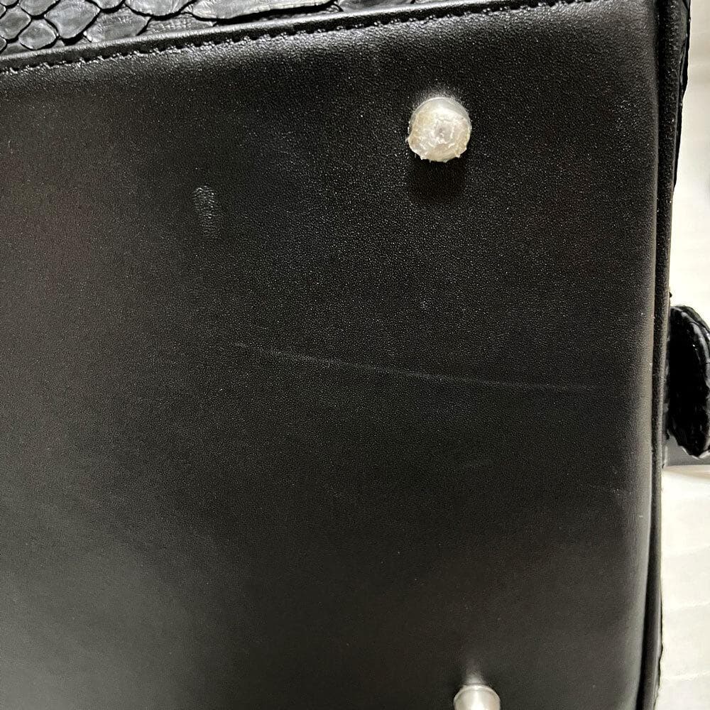 未使用タグ付 パイソン 蛇革 レザー 本革 2way ボストンバッグ 大容量 黒