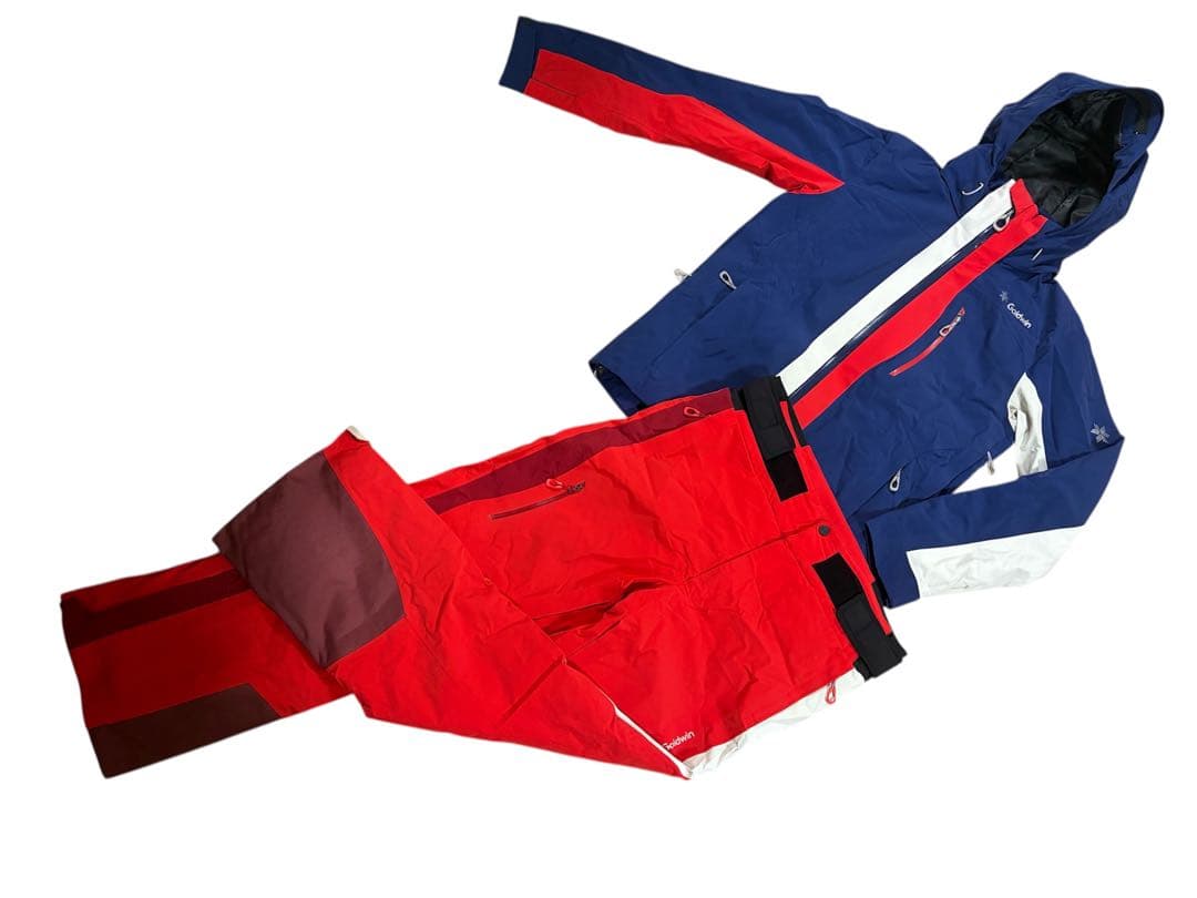 ★定価10万★お洒落　ゴールドウィン　スキーウエア 上下セットSAJ デモ技術選