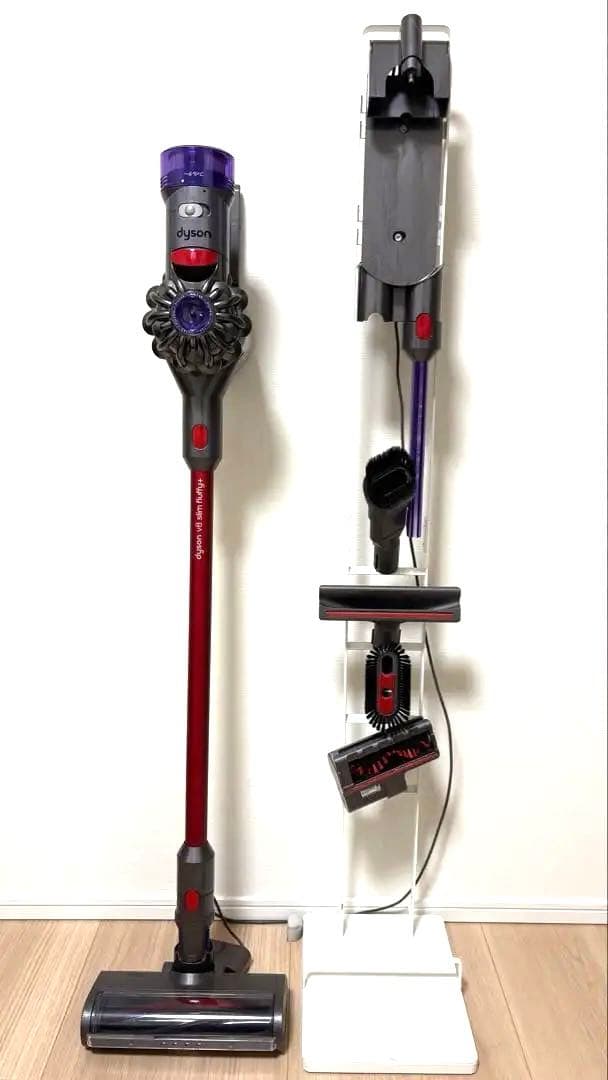Dyson V8 Slim Fluffy+ ヘッド社外品に交換済 収納スタンド付