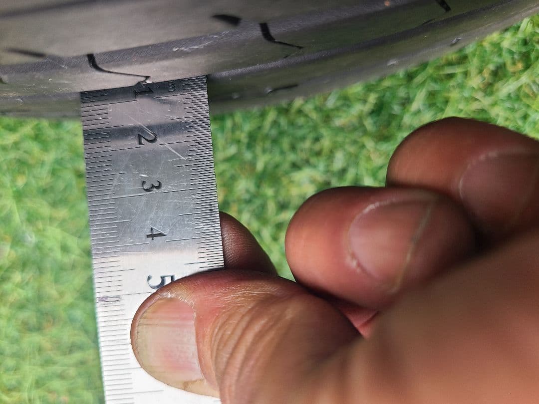 ホンダ　ステップワゴンRP3　純正ホイールとバリ溝タイヤ　1本セット