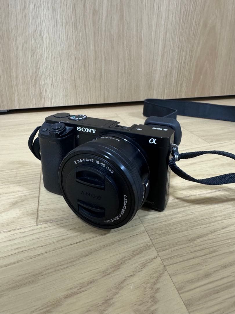 SONY α6000 ミラーレス一眼 レンズ2本セット 望遠レンズ付 箱なし