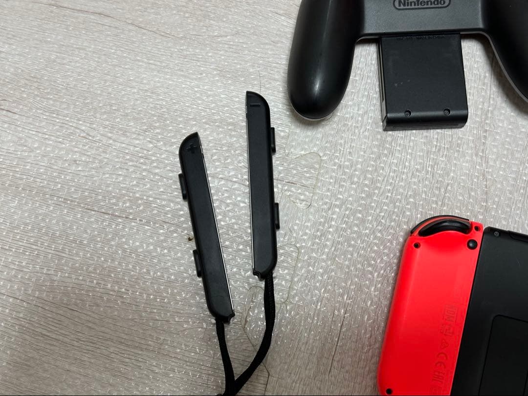 Nintendo Switch 本体 青/赤 Joy-Conセット