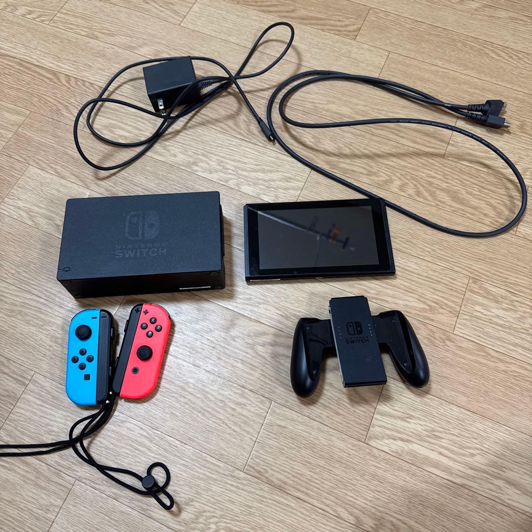 Nintendo Switch 本体 ドック・Joy-Con付き　箱無し