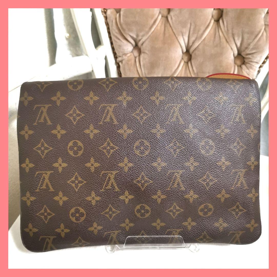 【良品】ルイヴィトン モノグラム柄セカンドバッグポーチ新品ショルダープレゼント