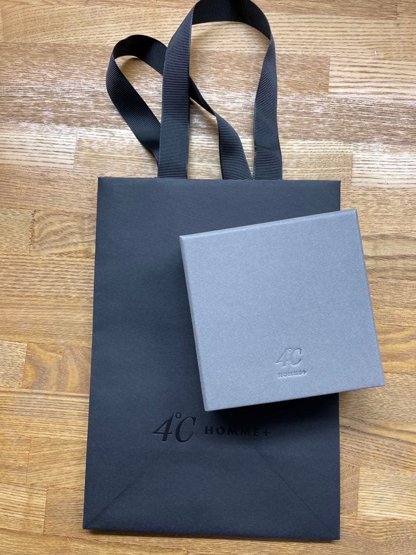 ご売約済み　4°C HOMME+ シルバーフープピアス