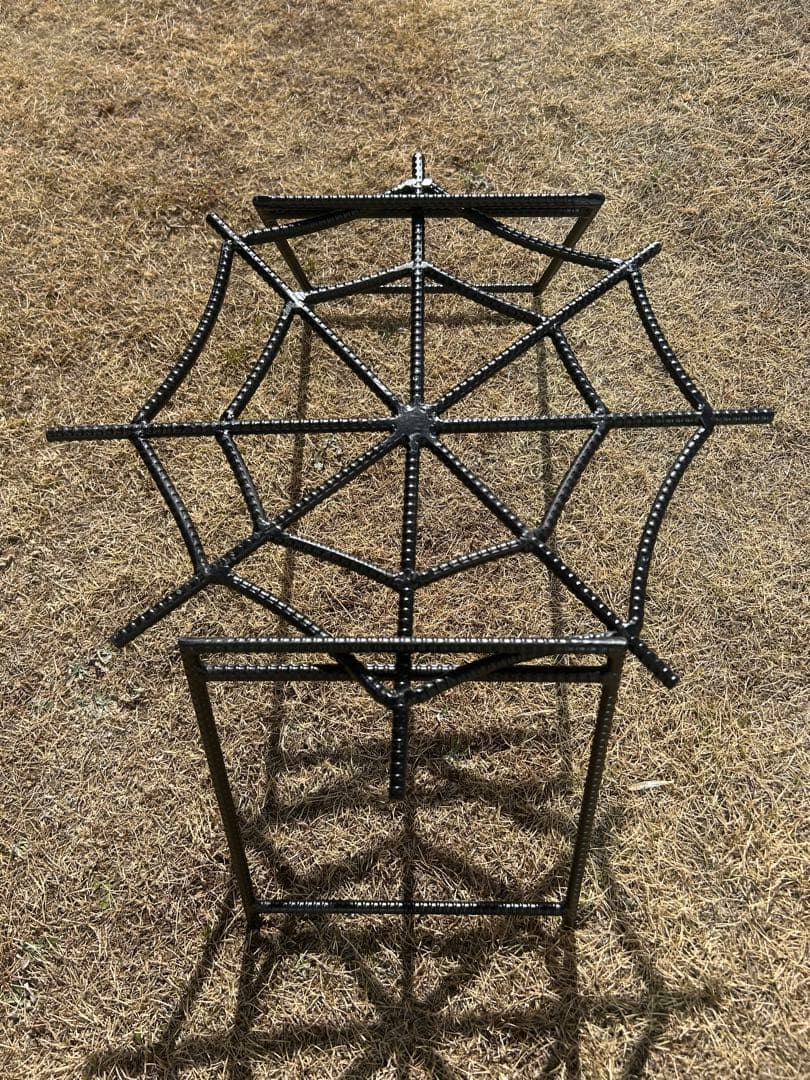 焚火ロストル　スパイダーロストル　キャンプ　BBQ