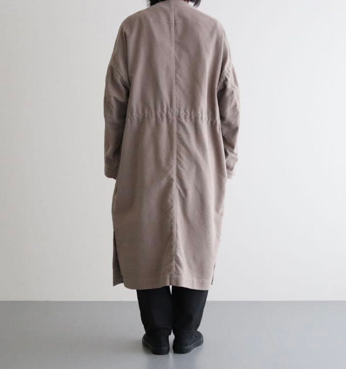 FIRMUM ドライドビーモールスキン ノーカラーダブルブレストオーバーコート