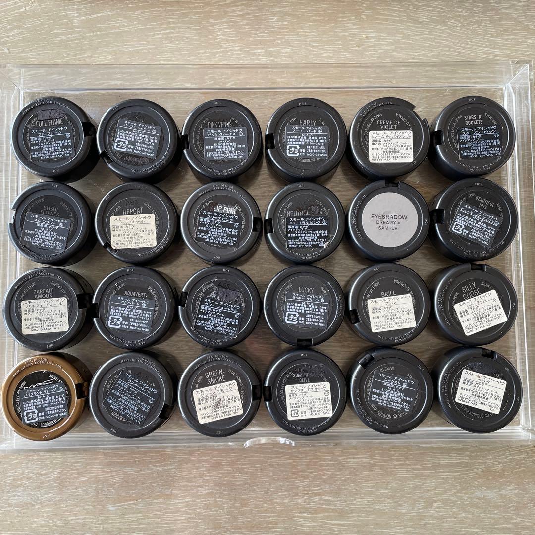 MAC スモールアイシャドウ