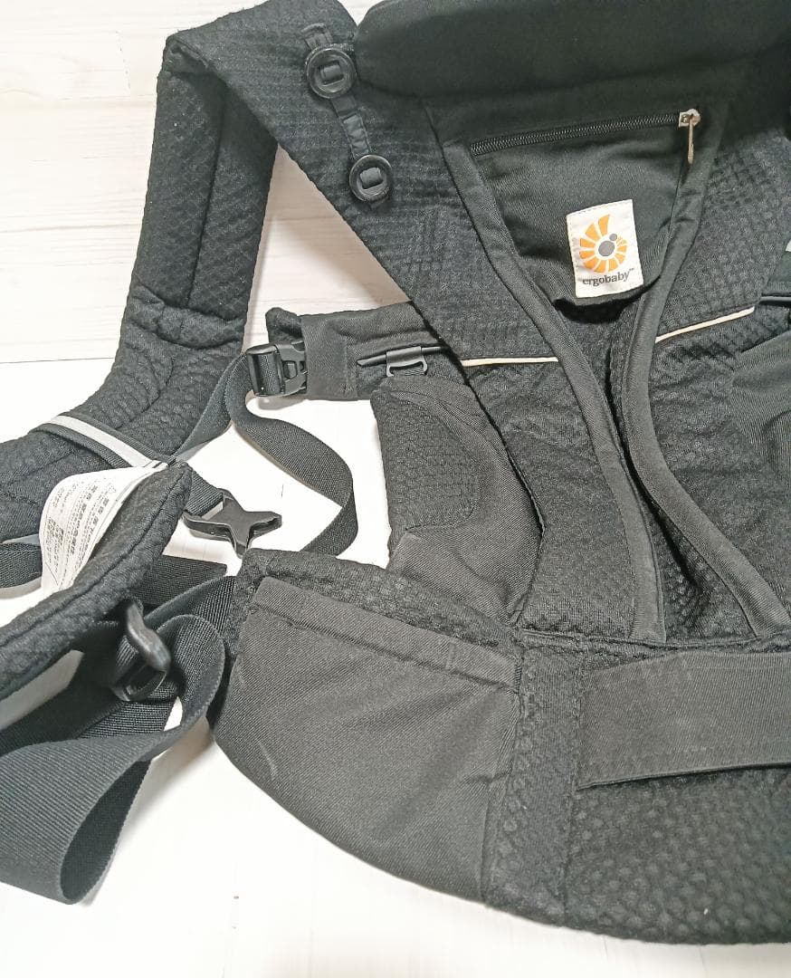【美品】エルゴベビー OMNI Breeze オニキスブラック 抱っこ紐