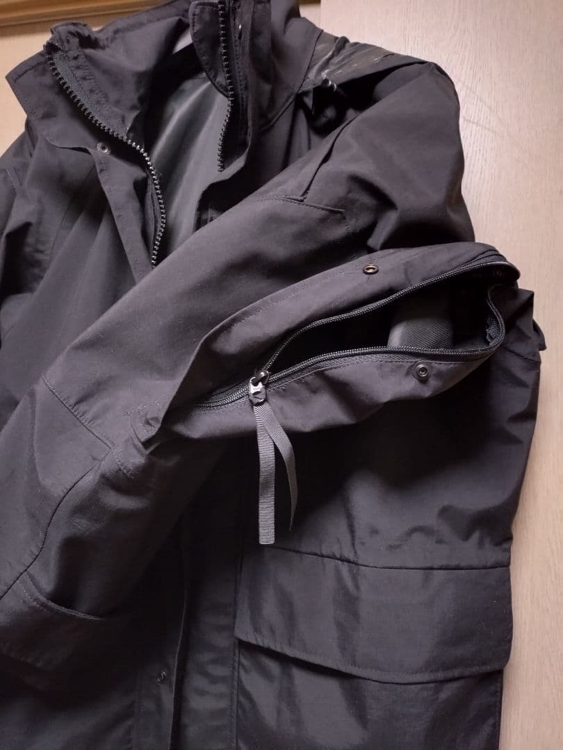 S.W.I. INC製 ECWCS Gen2型パーカー S-R メンテナンス済