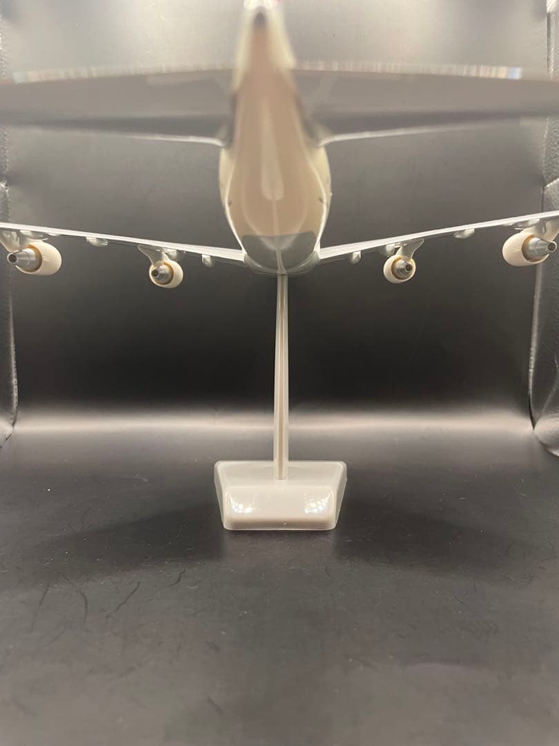 JAL Boeing 747-400 モデル 1:200 HOGAN