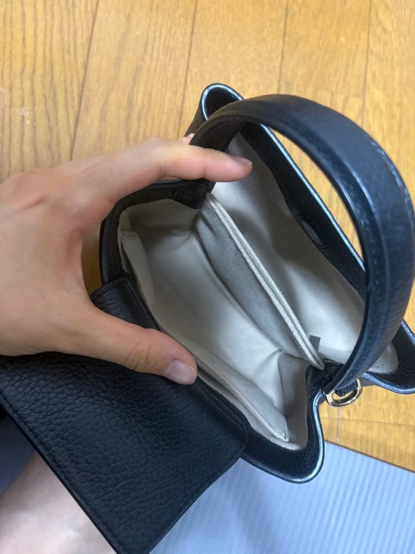 Tory Burch ブラックレザーハンドバッグ