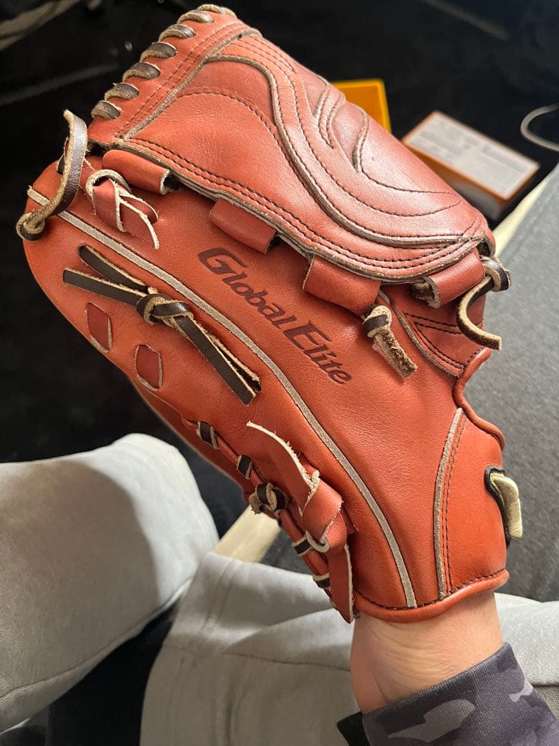 グローブ使用期間1ヶ月 ほぼ新品 欠陥なし