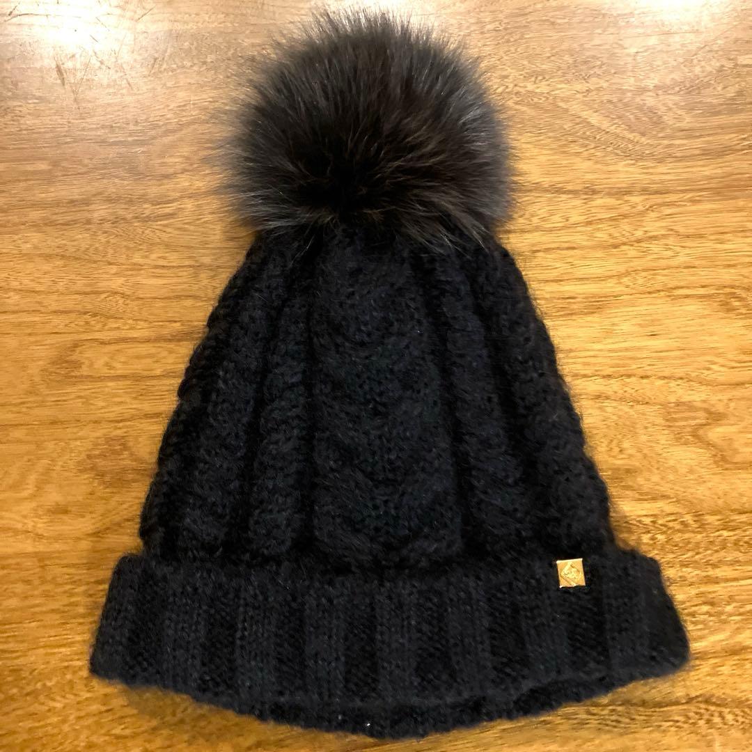 【美品】ca4la 黒 ケーブル編み ニット帽 ファー付き 日本製　ブラック