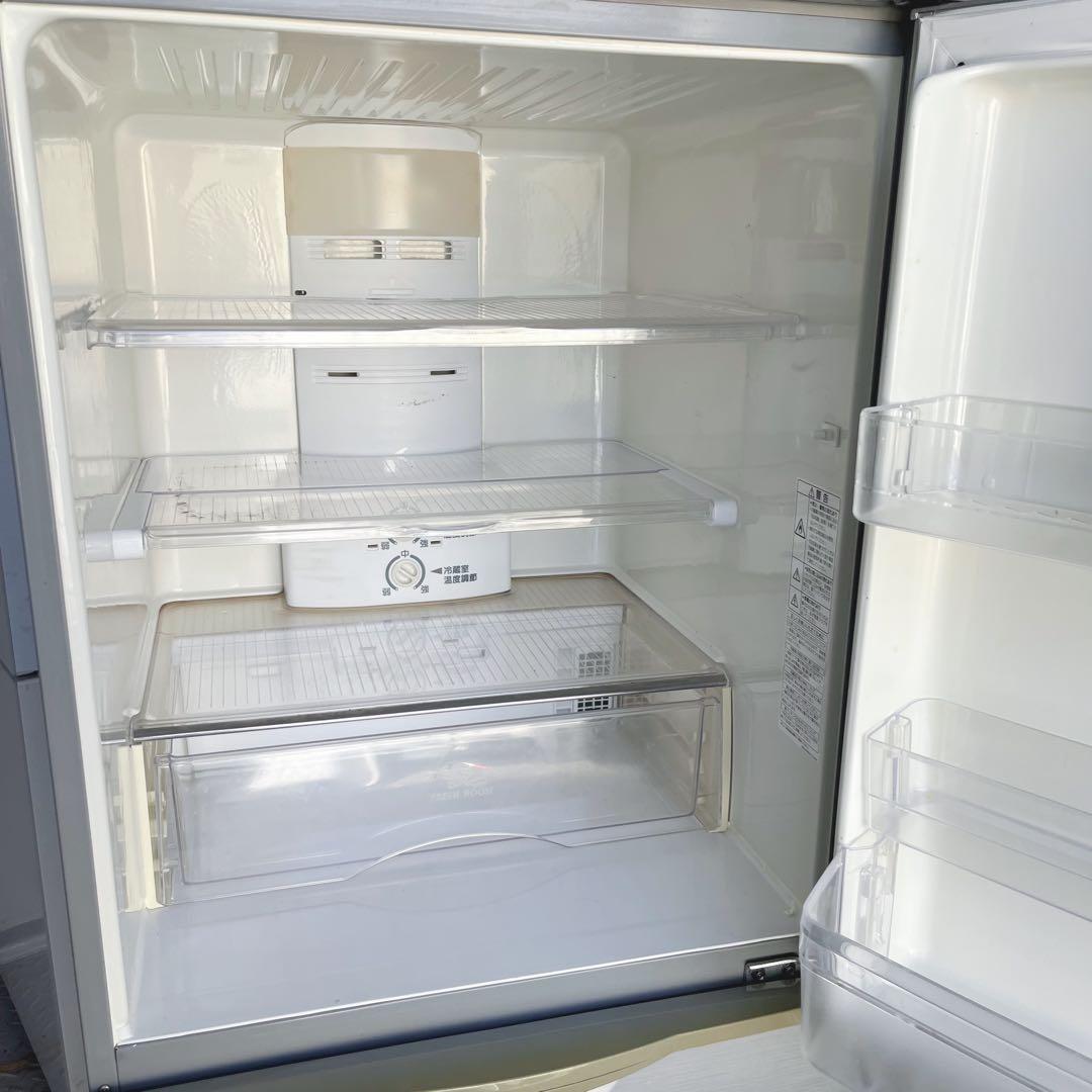 180取付無料！完動品！格安AQUAスタイリッシュシルバー3ドア冷蔵庫