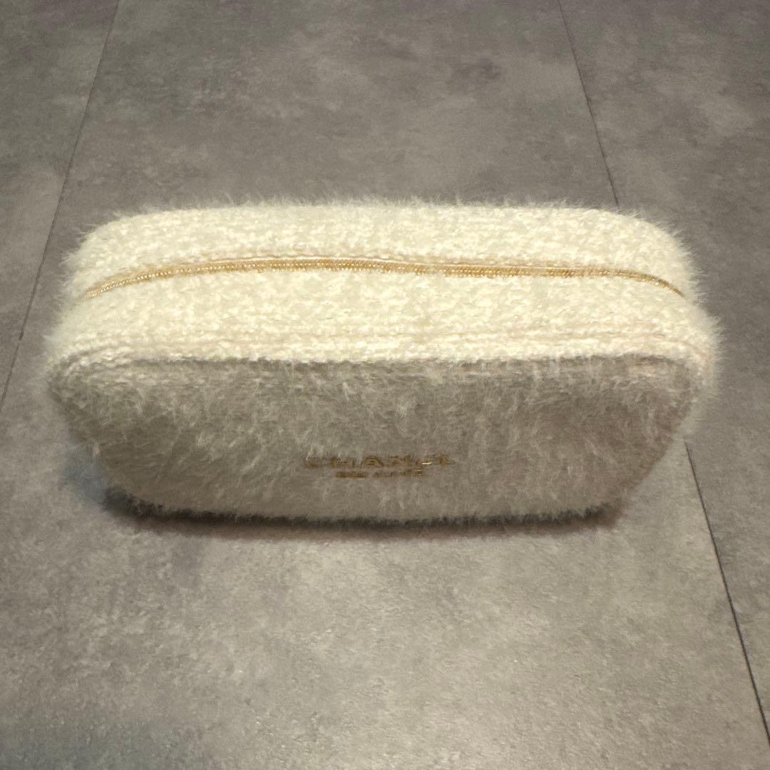 【新品未使用】 CHANEL クリスマスコフレ2024 エッセンシャルケアセット