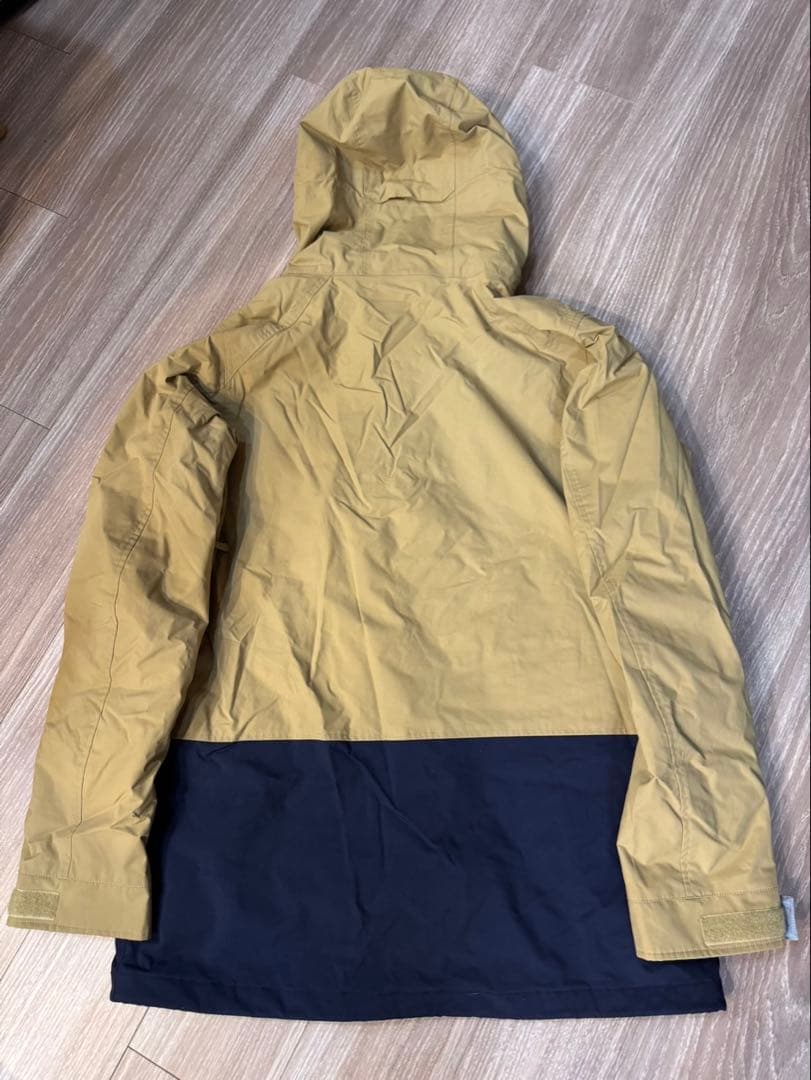Burton バートン　スノーボードウェア　ジャケット