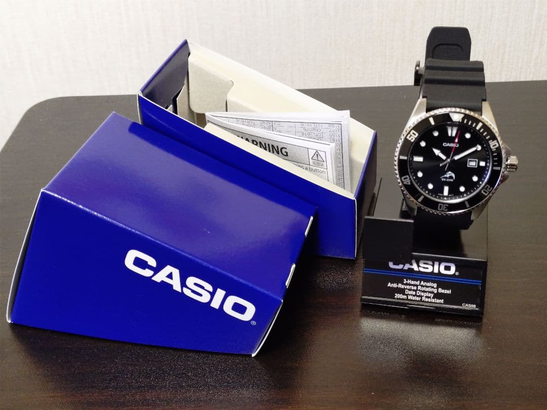 CASIO　ダイバーズウオッチ　MDV-106 ブラック　実質新品