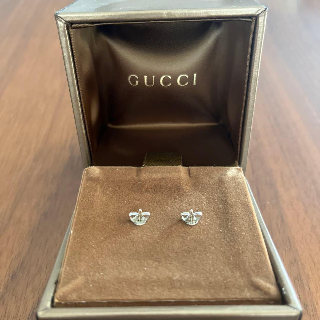 いいね⭐︎ありがとうございます GUCCI Gロゴ ピアス両耳