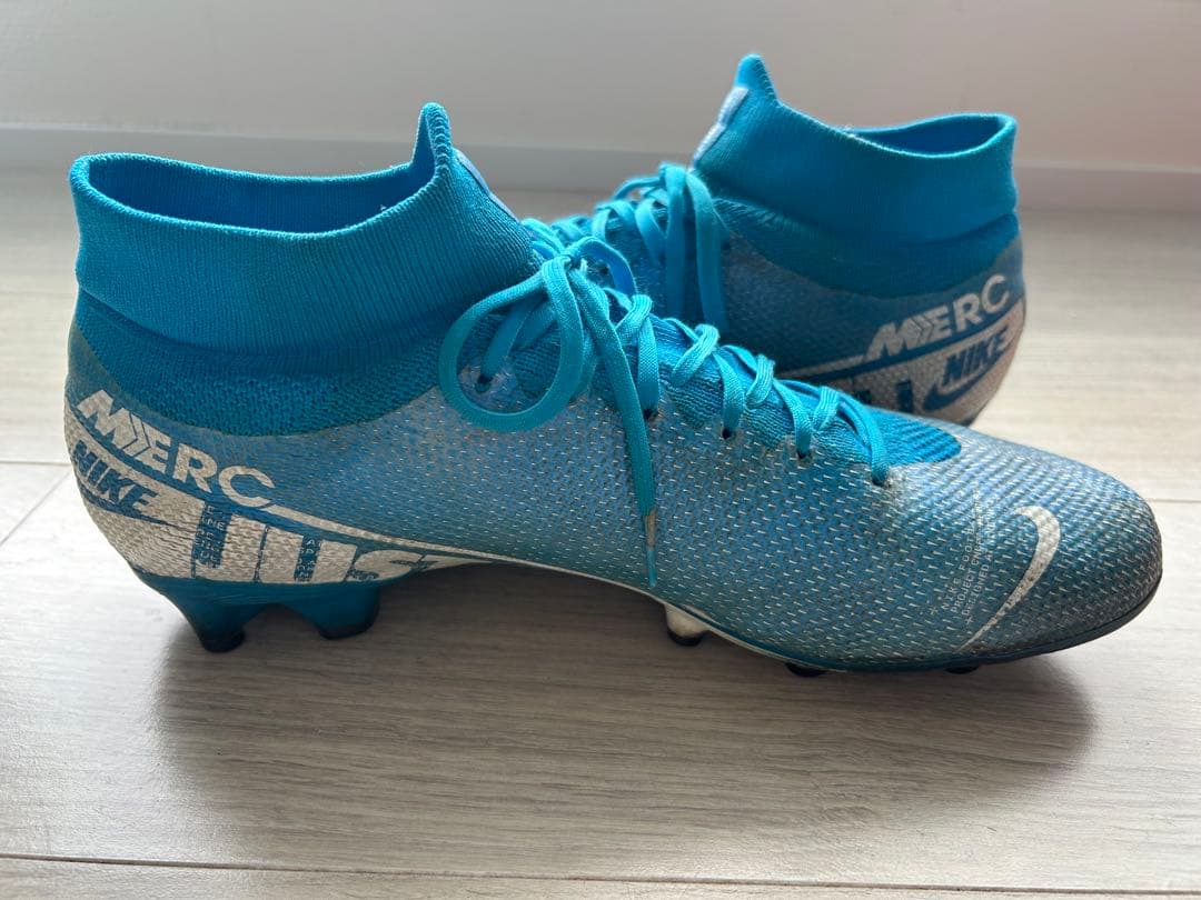 NIKE マーキュリアル ヴェイパー13 AG（人工芝）