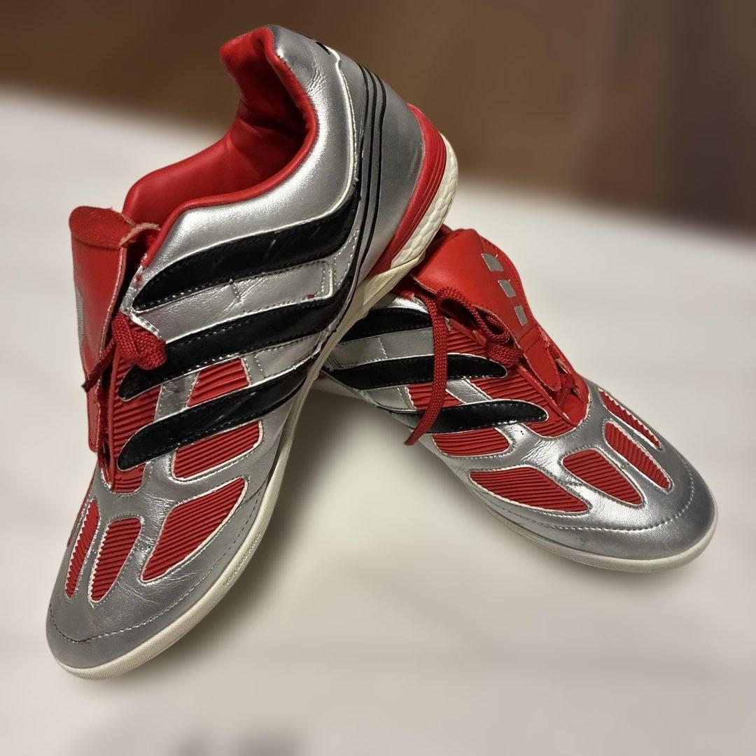 アディダス　プレデター　プレシジョン　ターフ