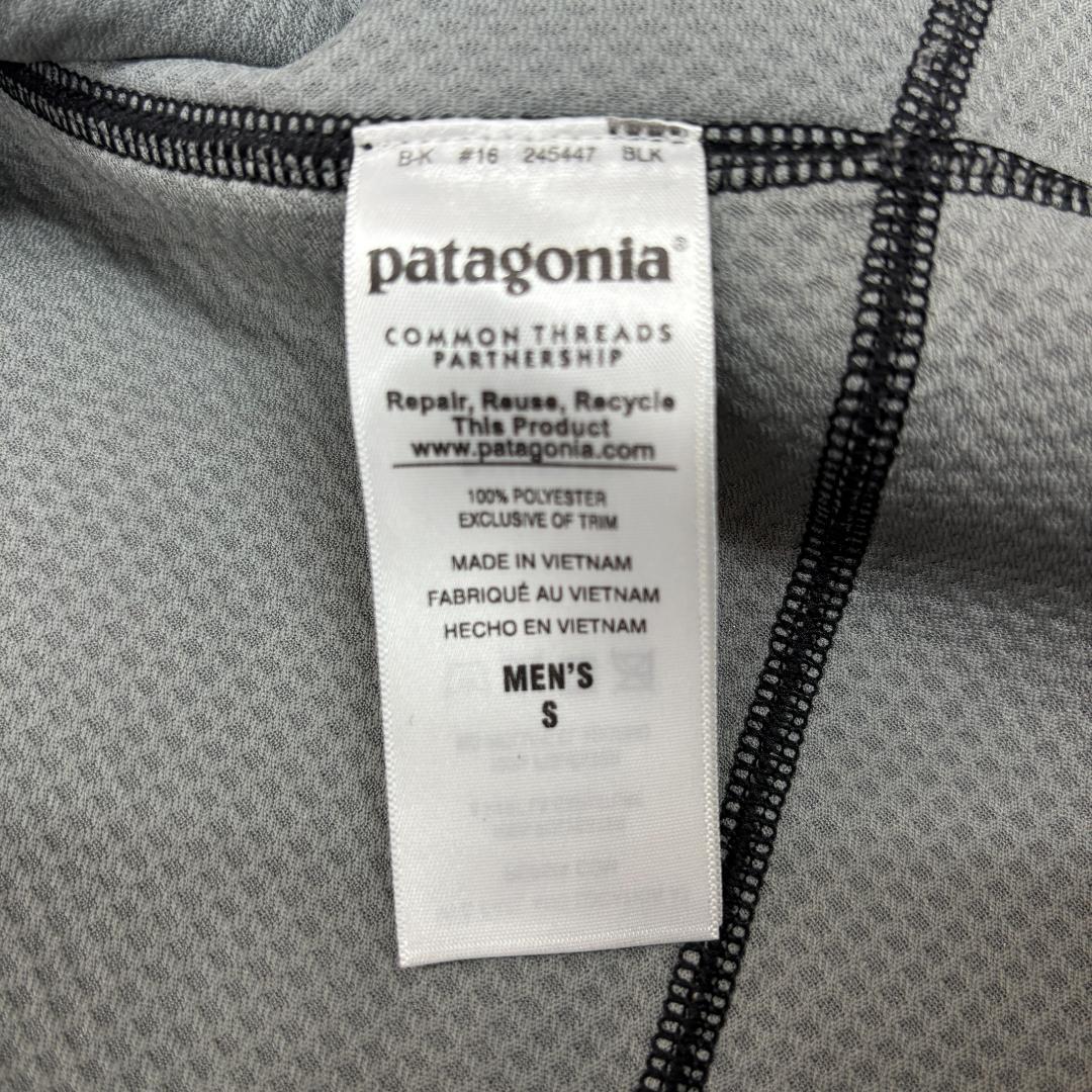 美品 パタゴニア クラシックレトロXベスト サイズS メンズ ブラック×ブルー