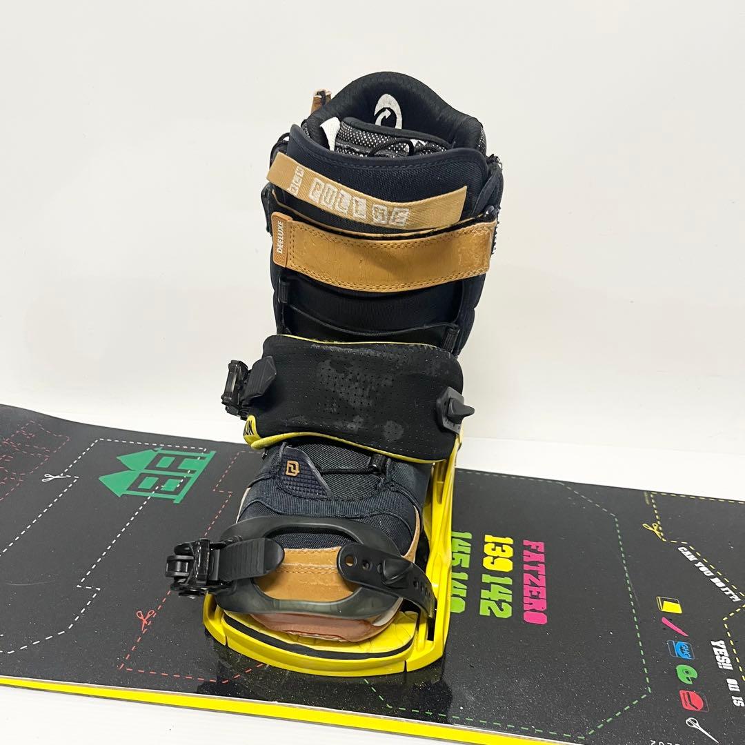 011 artistic SALOMON レディース　ジュニア スノボセット　板