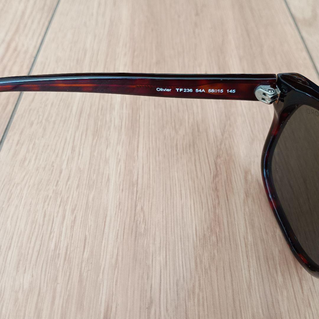 トムフォード TOM FORD Olivier TF236 54A
