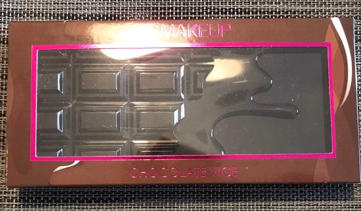 MAKE UP REVOLUTION  メイクアップレボルーション