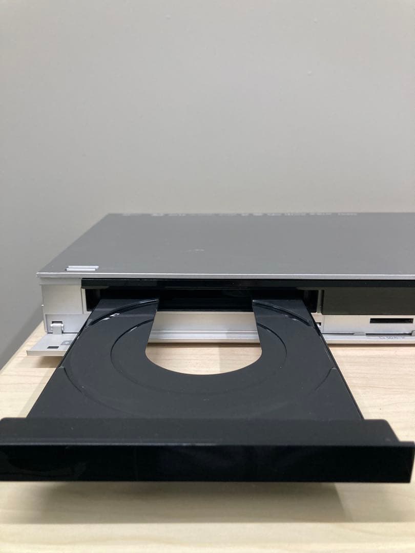 動作良好　1TB リモコン美品　パナソニック　DMR BWT 650