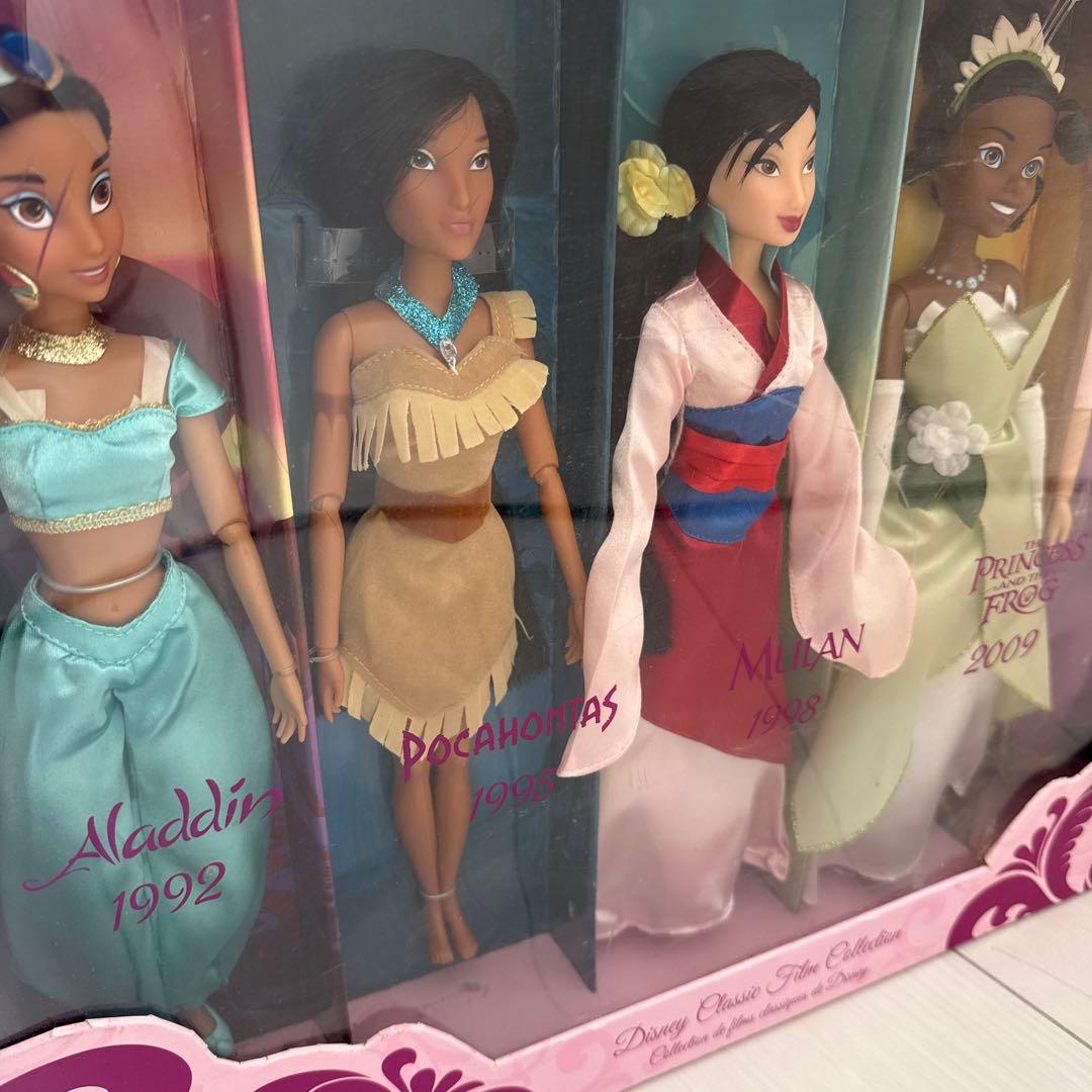 ディズニープリンセスドール　10体　ギフトセット