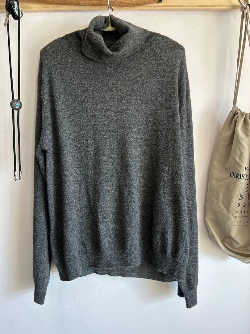 ヤエカ　yaeca カシミヤ 100% ハイゲージ タートルネック グレー
