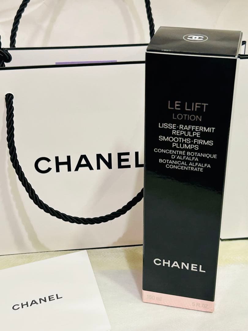 シャネル　ラリフト　ローション　化粧水　新品未使用　ショッパー
