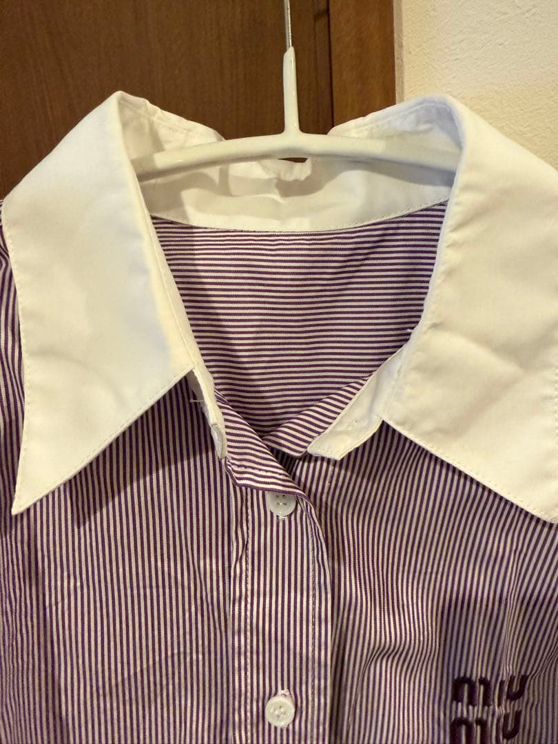 miu miu 紫 クロップドシャツ 36