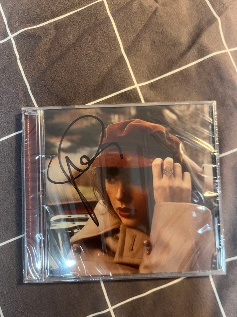 RED (Taylor's Version) - サイン入り
