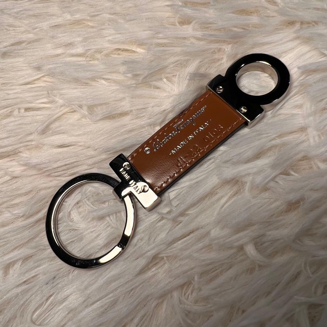 【新品】Ferragamo サルヴァトーレ フェラガモ キーリング チャーム