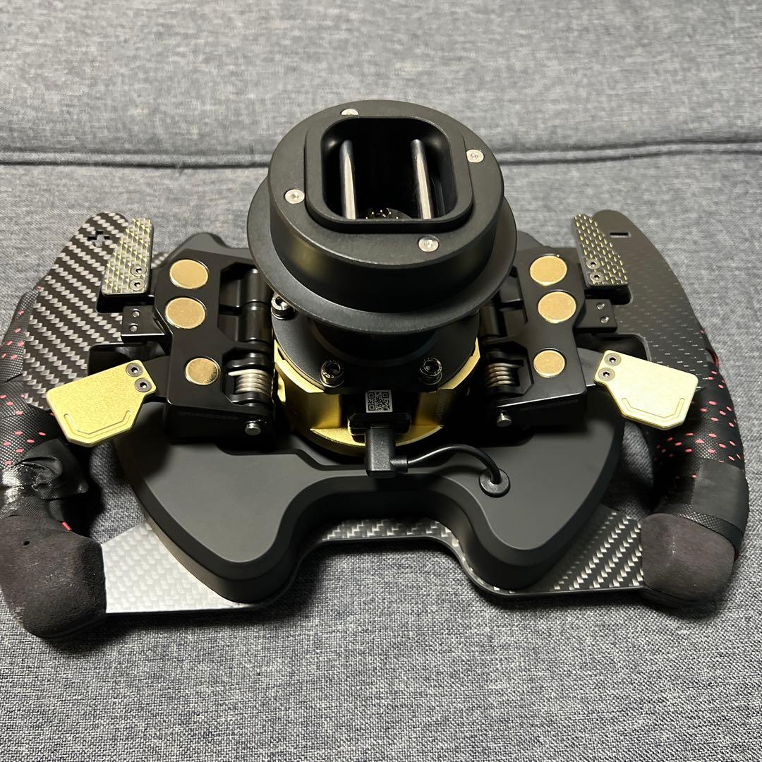 PODIUM + FÓRMULA+QR2