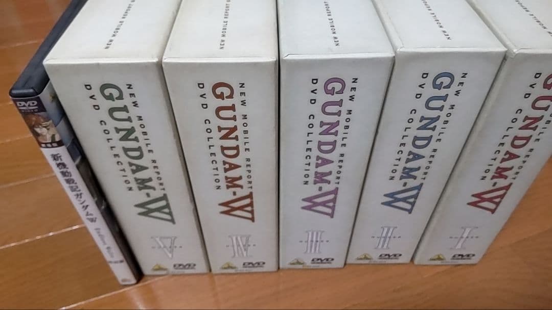 新機動戦記ガンダムW DVDコレクション 全６巻