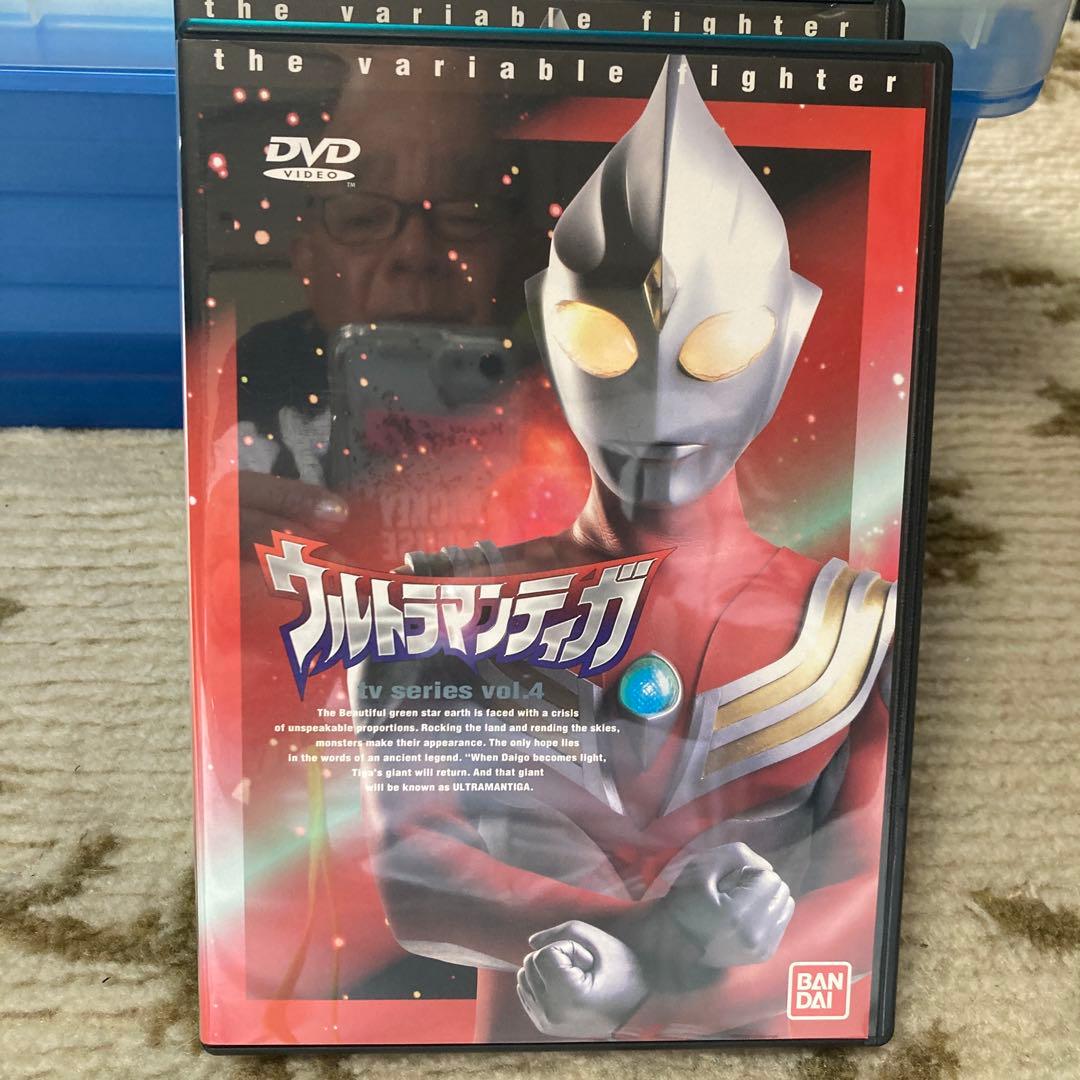 ウルトラマンティガ(4)
