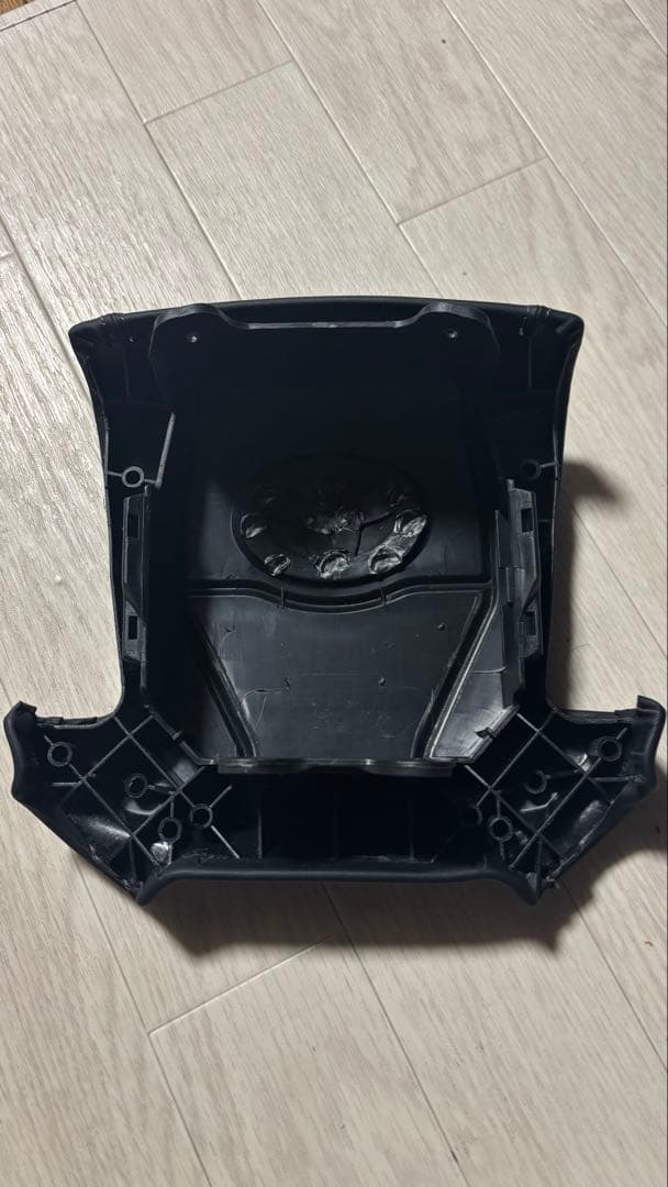 トヨタ ハイエース200系　エアバック　カバー　ハンドル　カバー