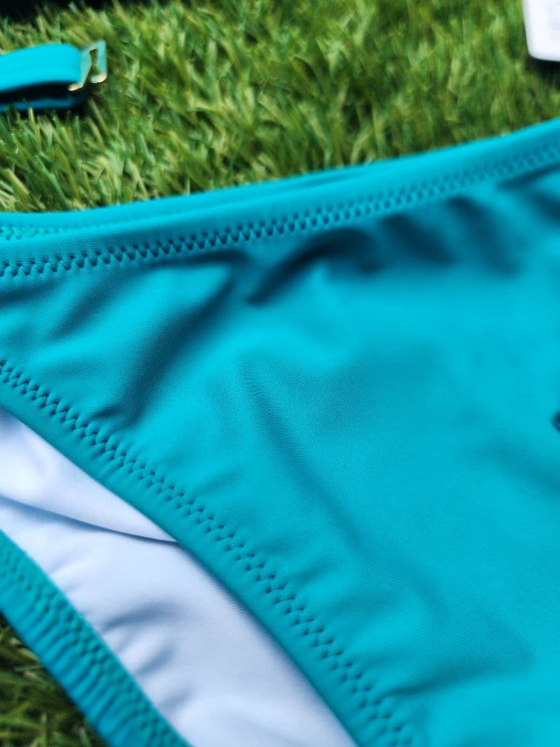 【新品】ターコイズ 　ブルー　ビキニ　水着