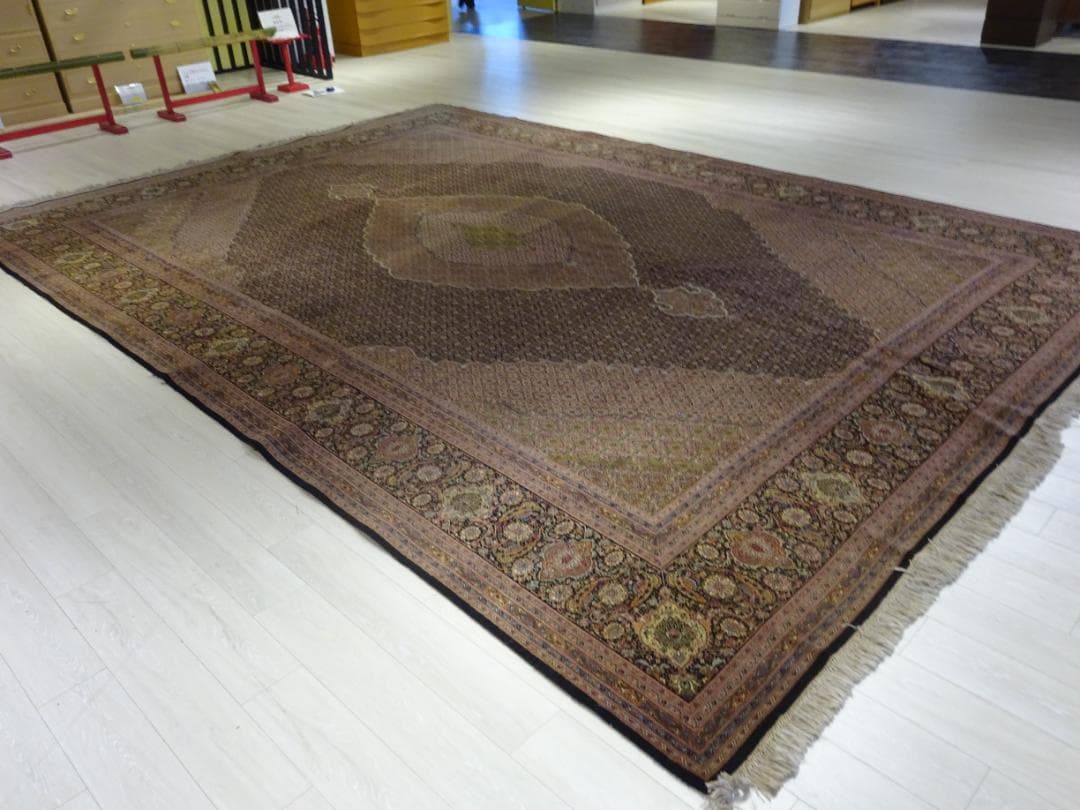 ペルシャ絨毯　タブリーズ産　ウール　500×346　トルコ絨毯　シルク100％