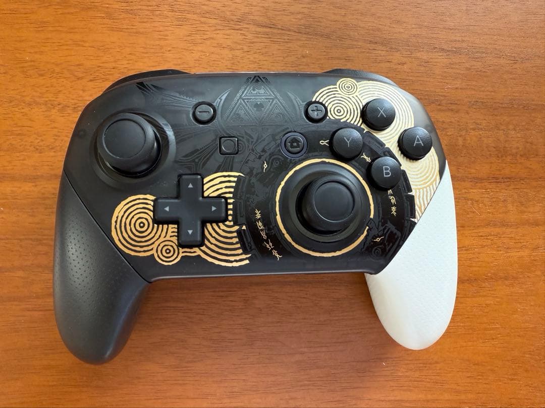 Switch 本体　ゼルダの伝説 ティアーズ オブザキングダム➕プロコン