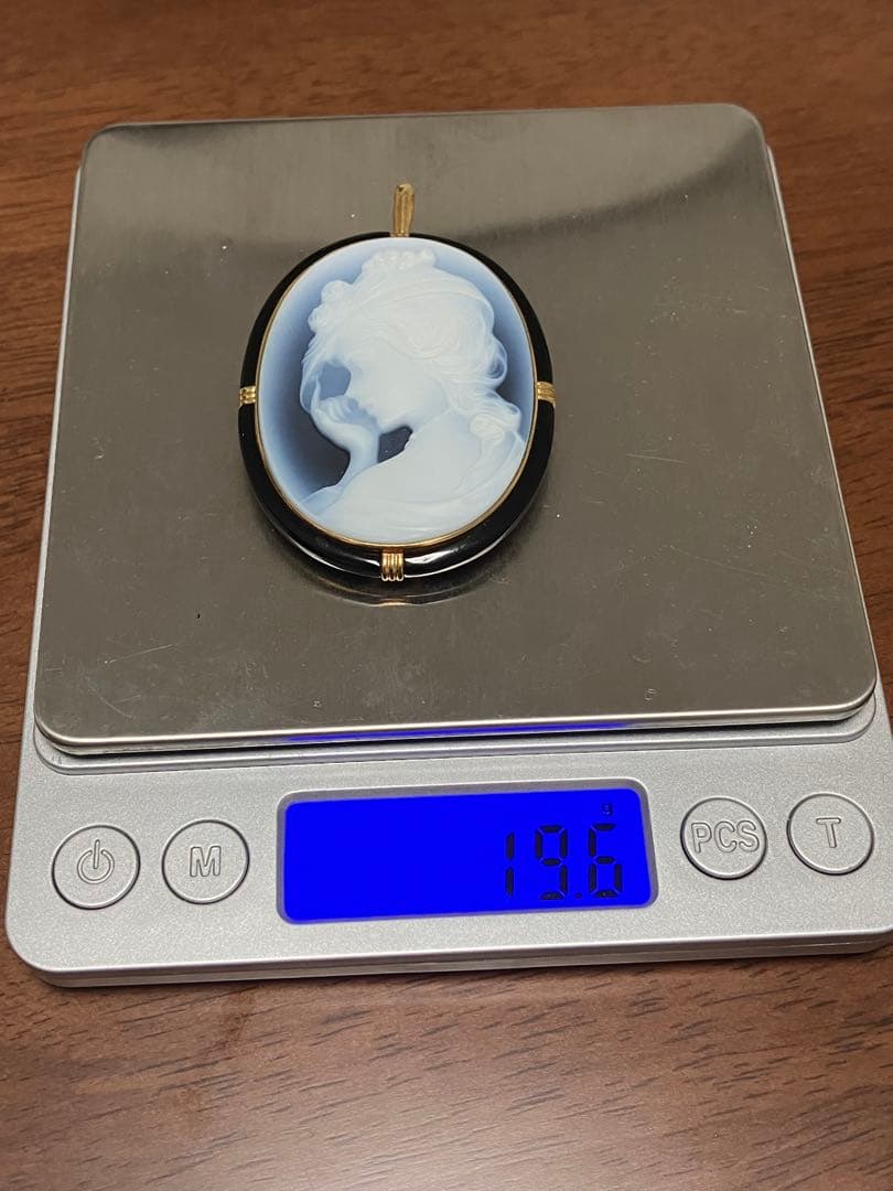 カメオブローチ　Ｋ18の刻印あり