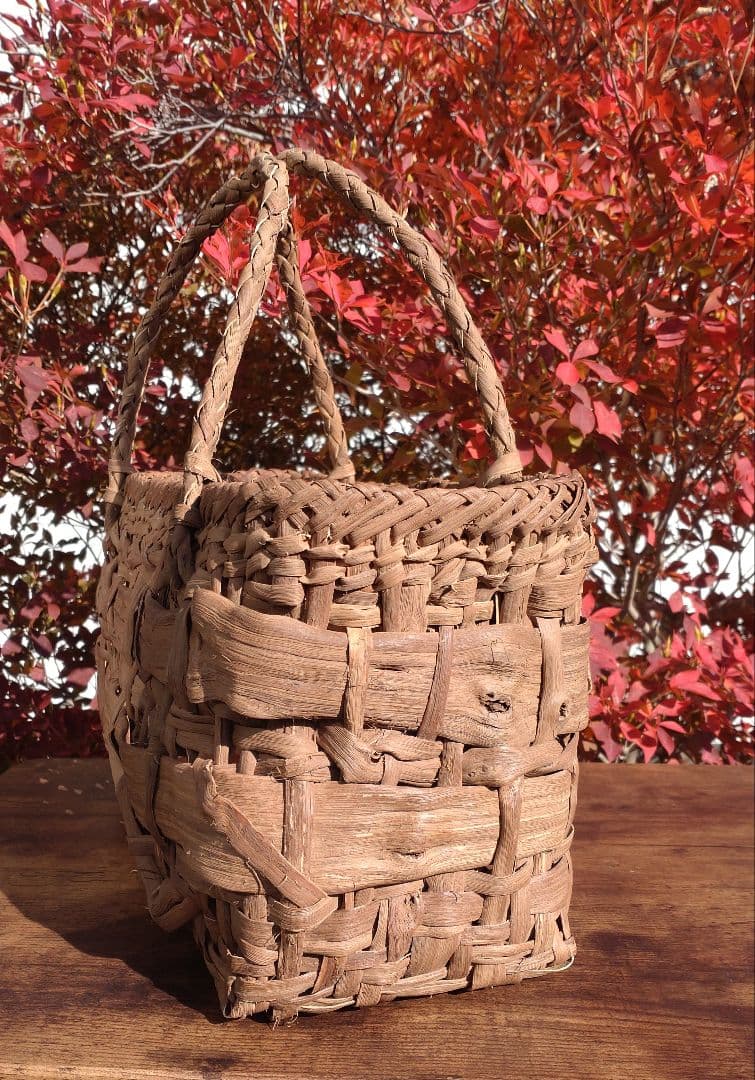 国産山葡萄かご