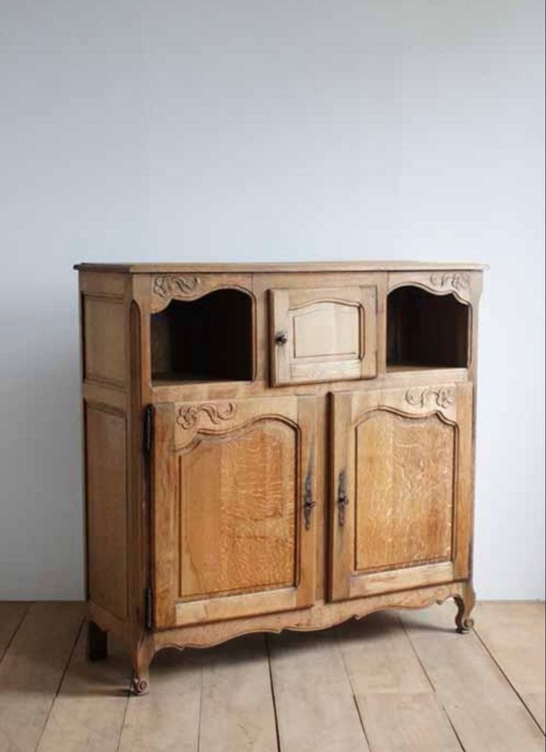 アンティーク　キャビネット